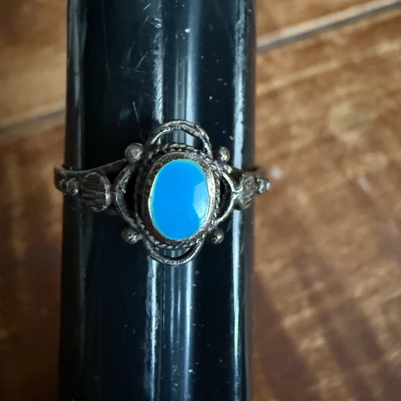 Vintage Turquoise and Sterling Silver Jewelry Set - Picture 6 of 16